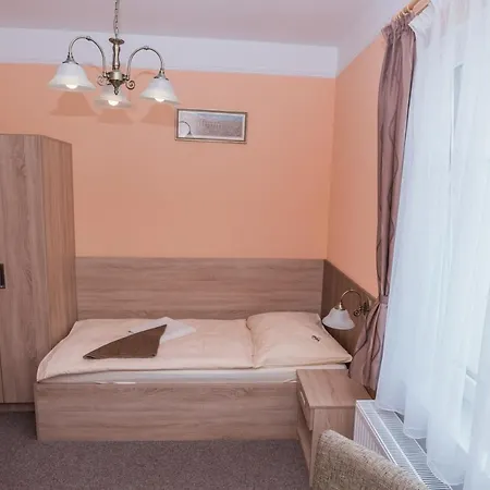 Eduard ゲストハウス