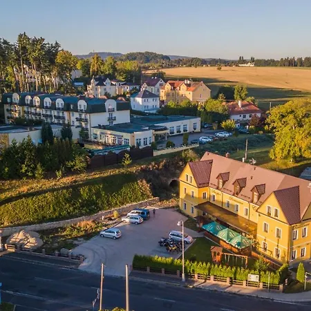 Eduard Vendégház 4*